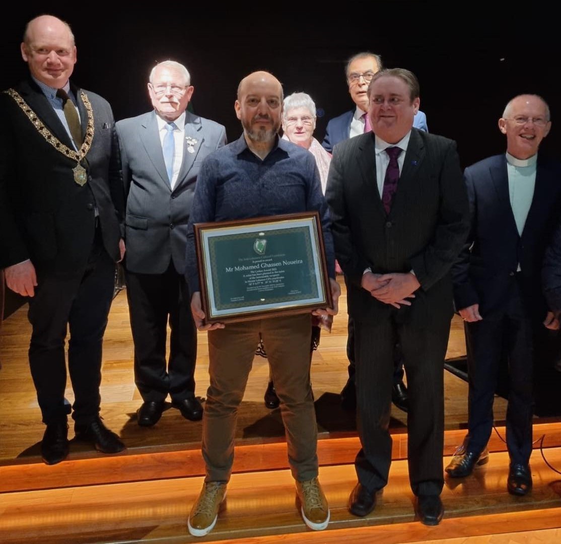 Cedar Award presented to Mohamed Nouira by the Irish Lebanese Cultural Foundation in Ireland 2022